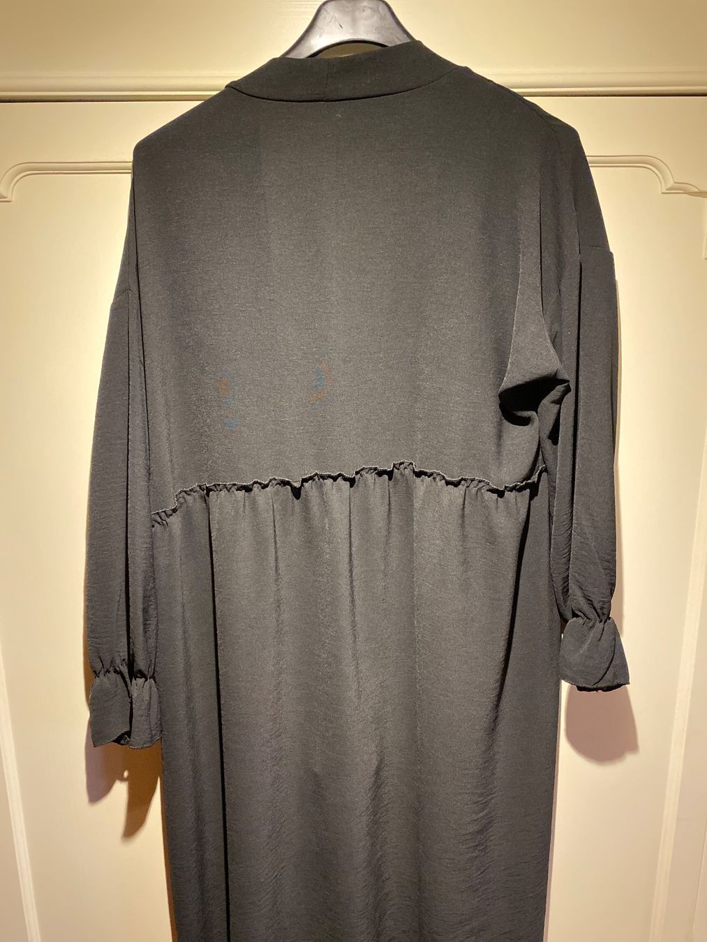 Vestes: DAMEN KLEID LANG,SCHWARZ – Neuf avec emballage d'origine à Meienried par ManuelaBoutique 2
