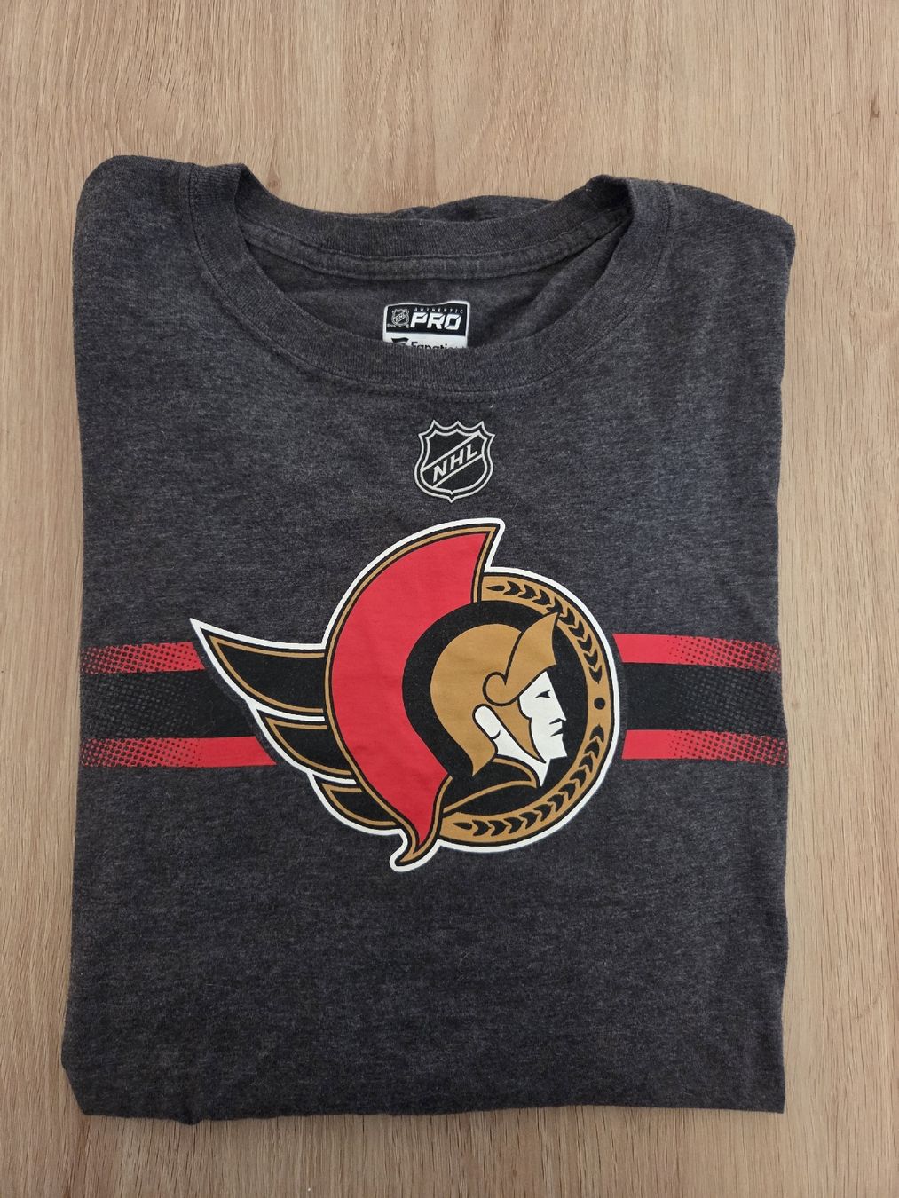 NHL T-Shirts: T-shirt NHL – Gebraucht aus Tramelan von mic_5lzm