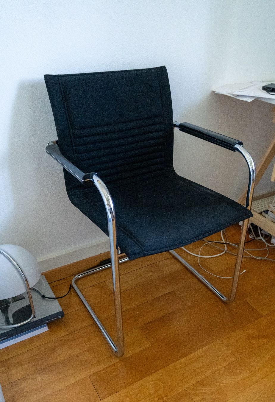 Knoll Sedie: Walter Knoll Art Collection Freischwinger – Usato da Bern venduto da cyr_mwx2