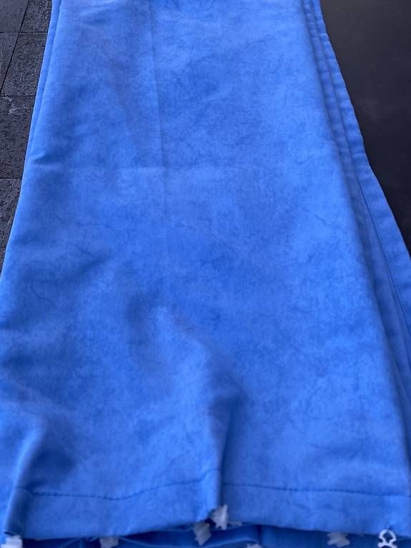 Rideaux: Vorhang blau – D'occasion à Ostermundigen par bau_h9wl