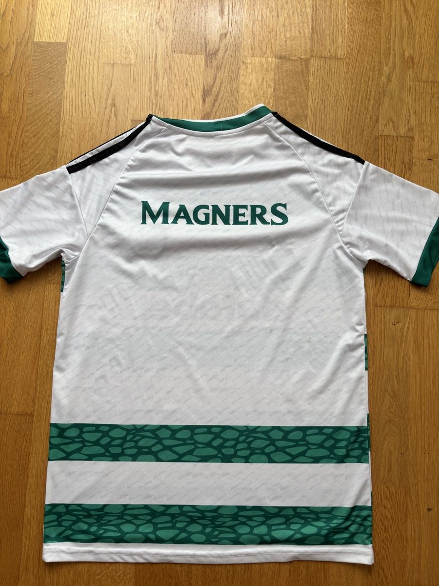 Canottiere & Pantaloni: FC Celtic Glasgow M ( L ) – Usato da Schmitten FR venduto da Hubalo 5