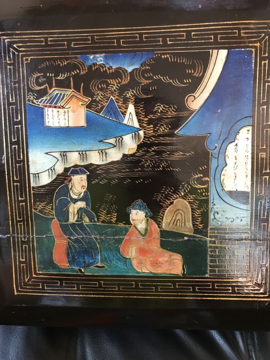 Cassapanche: Antike chinesische Holzkiste mit Malerei – Difettoso da Wolfhalden venduto da SecondAntique