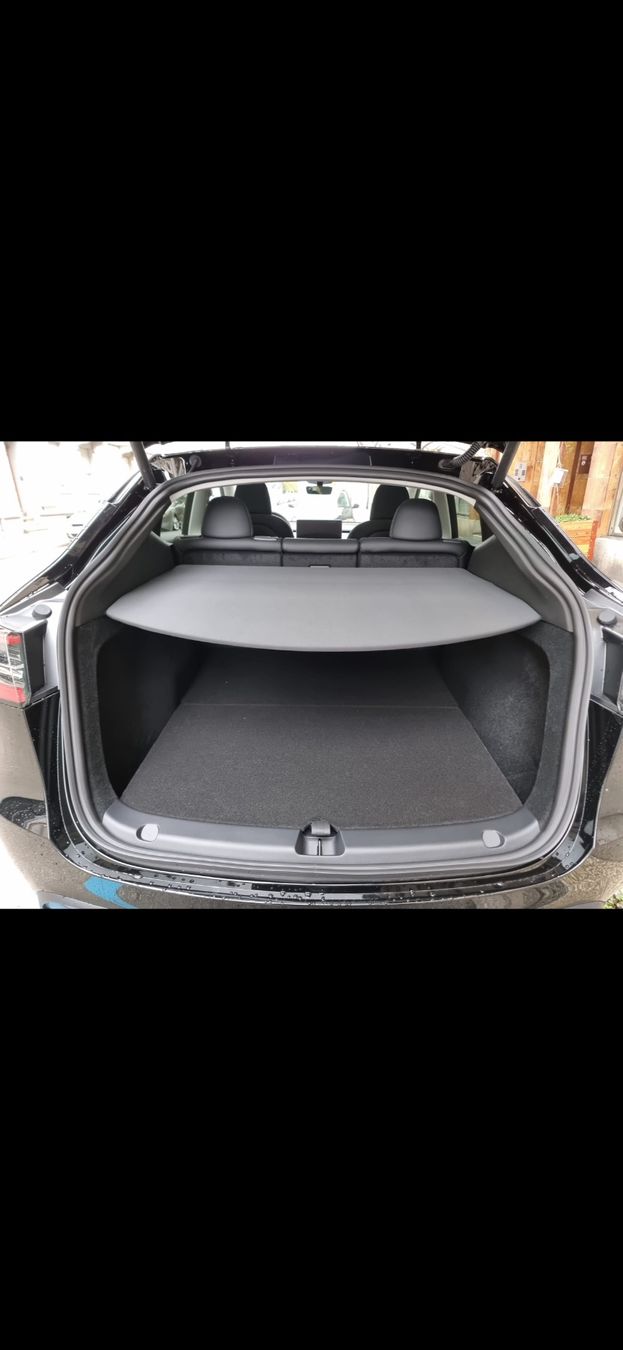 Tesla Automobili: Tesla Model Y RWD Long Range – Usato da Basel venduto da Neverback53 4