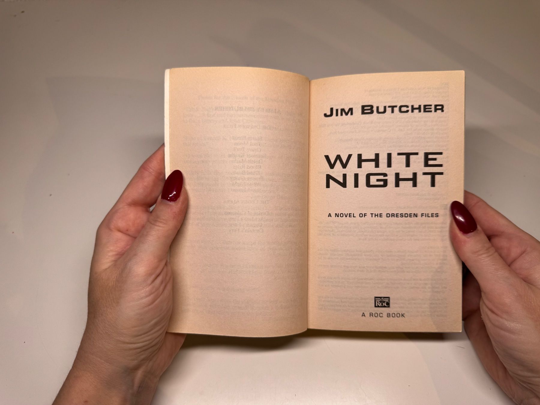 Libri: NOVEL: Jim Butcher, White Night – Usato da Grosswangen venduto da English_books 2