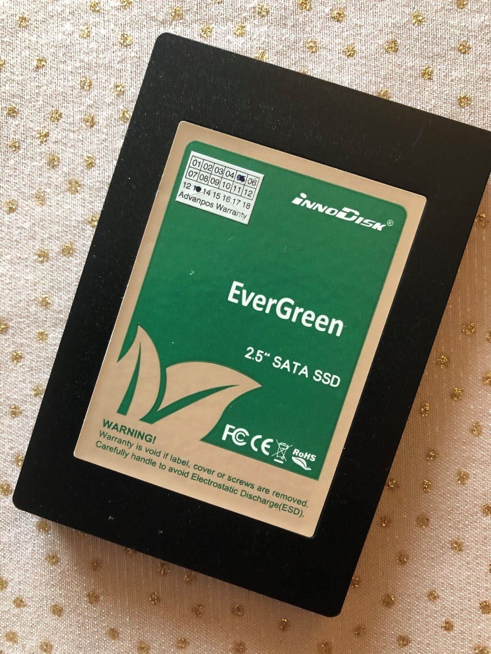 Dischi rigidi: EverGreen 2,5" SATA SSD 64GB – Nuovo e nell'imballaggio originale da Allschwil venduto da mematho
