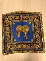 Foulard carré motif léopard & baroque  Art of the Scarf