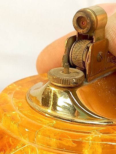 Accendini: Briquet de table Vintage, années 60 – Usato da Ponts-de-Martel venduto da Henri-Louis 4