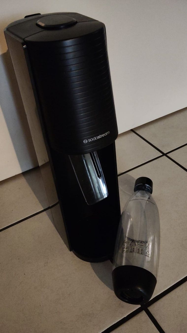 Küchengeräte: Appareil Sodastream / Gaz – Gebraucht aus Biel/Bienne von pdraw