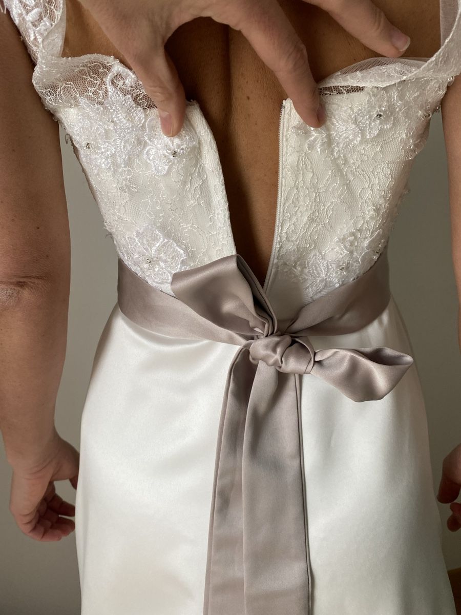 Vestiti: Brautkleid, schlichte A-Linie, Grösse 36 – Usato da Zürich venduto da Drengemann 8