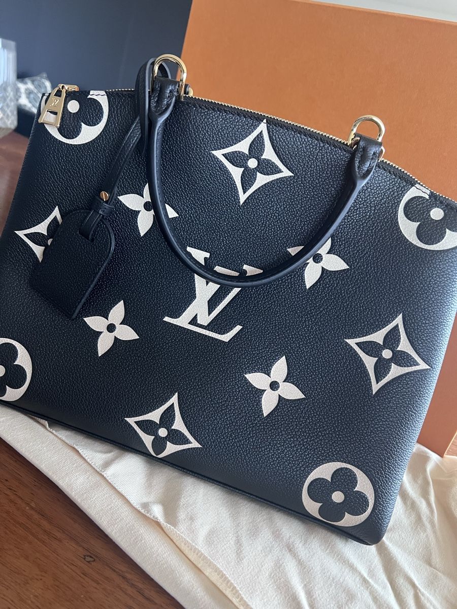 Louis Vuitton Sacs femmes: Louis Vuitton Grand Palais MM – Neuf avec emballage d'origine à Eggenwil par London72 1