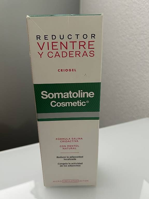 Soins hydratants: Somatoline Cosmetic Cellulite Gel effet – D'occasion à Ebikon par NeroLupo 3