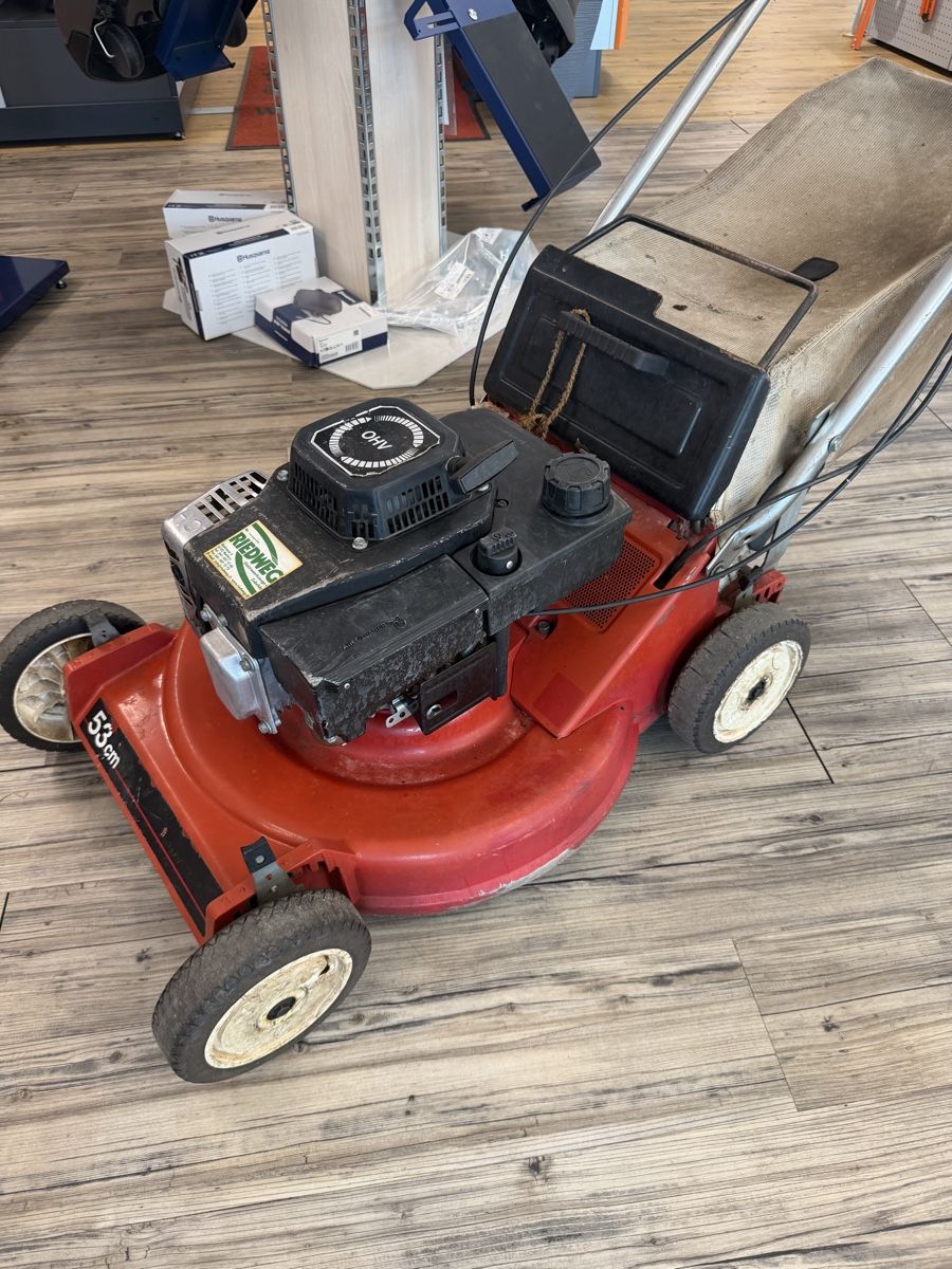 Toro Rasenmäher: Toro Rasenmäher 53cm Schnittbreite – Defekt aus Malters von BachBrun 3