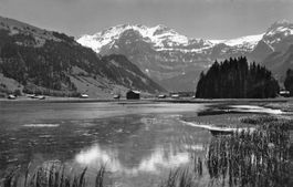 Lenk BE Lenksee mit Wildstrubel