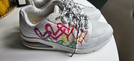Skechers Sneaker weiss bunt mit Herzmotiv, 38