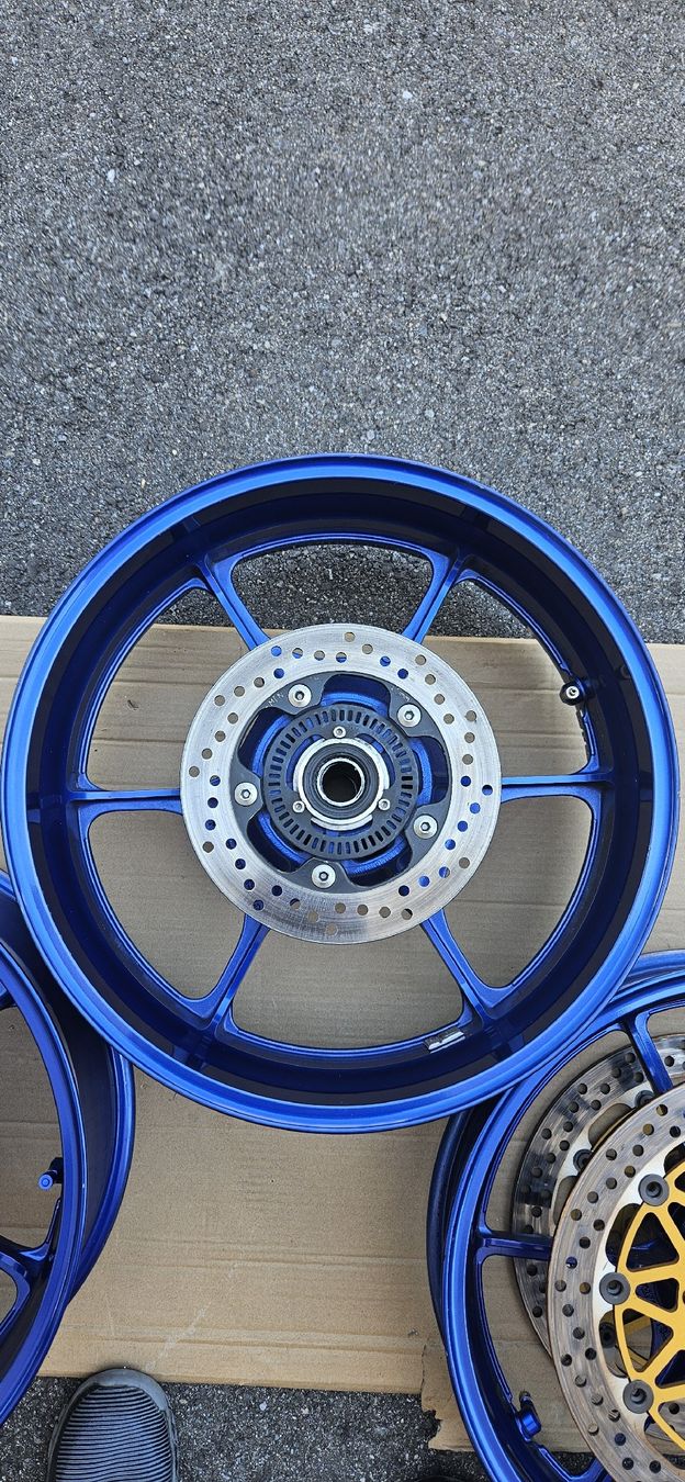 Suzuki Cerchioni: Felgen Suzuki GSX-R1000 ab 2017 – Usato da Hirzel venduto da kristijan_gsxr 3