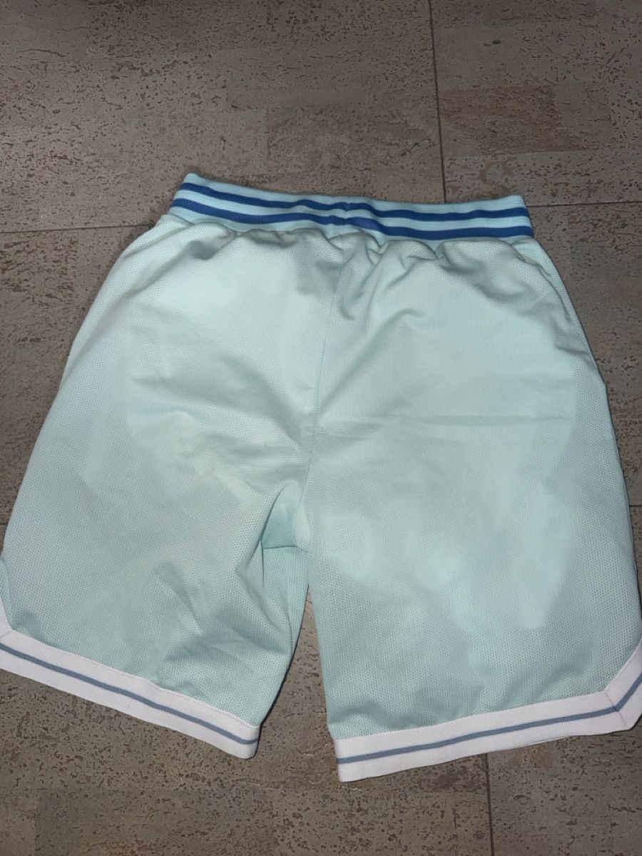 Hosen: Kurze Freizeithose von BoohooMAN Grösse S – Gebraucht aus Walenstadt von fabio.lymann 1