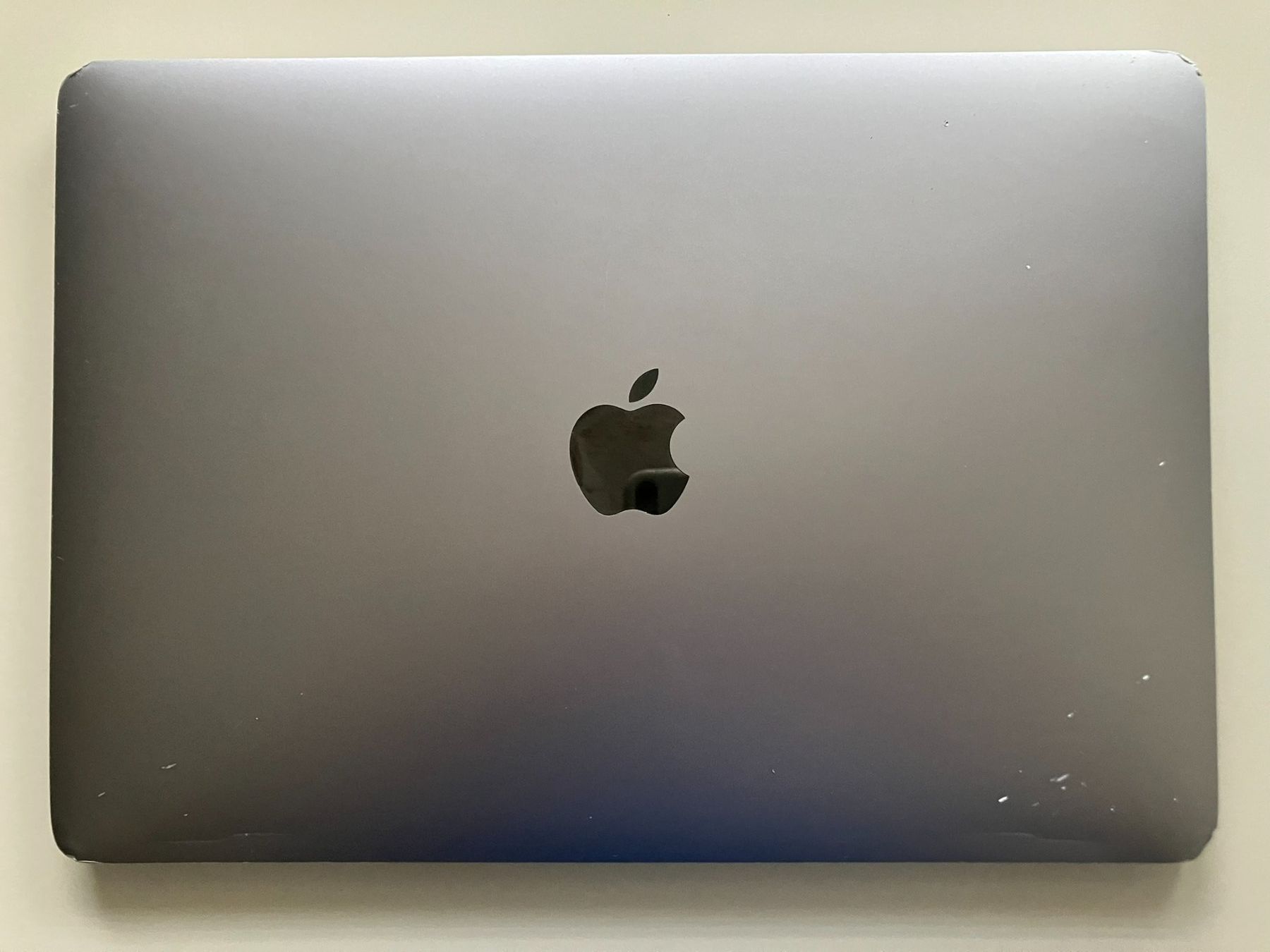 Apple Notebooks: MacBook Pro 13" 2019 / iCloud lock – Defekt aus Meisterschwanden von Discus0 1