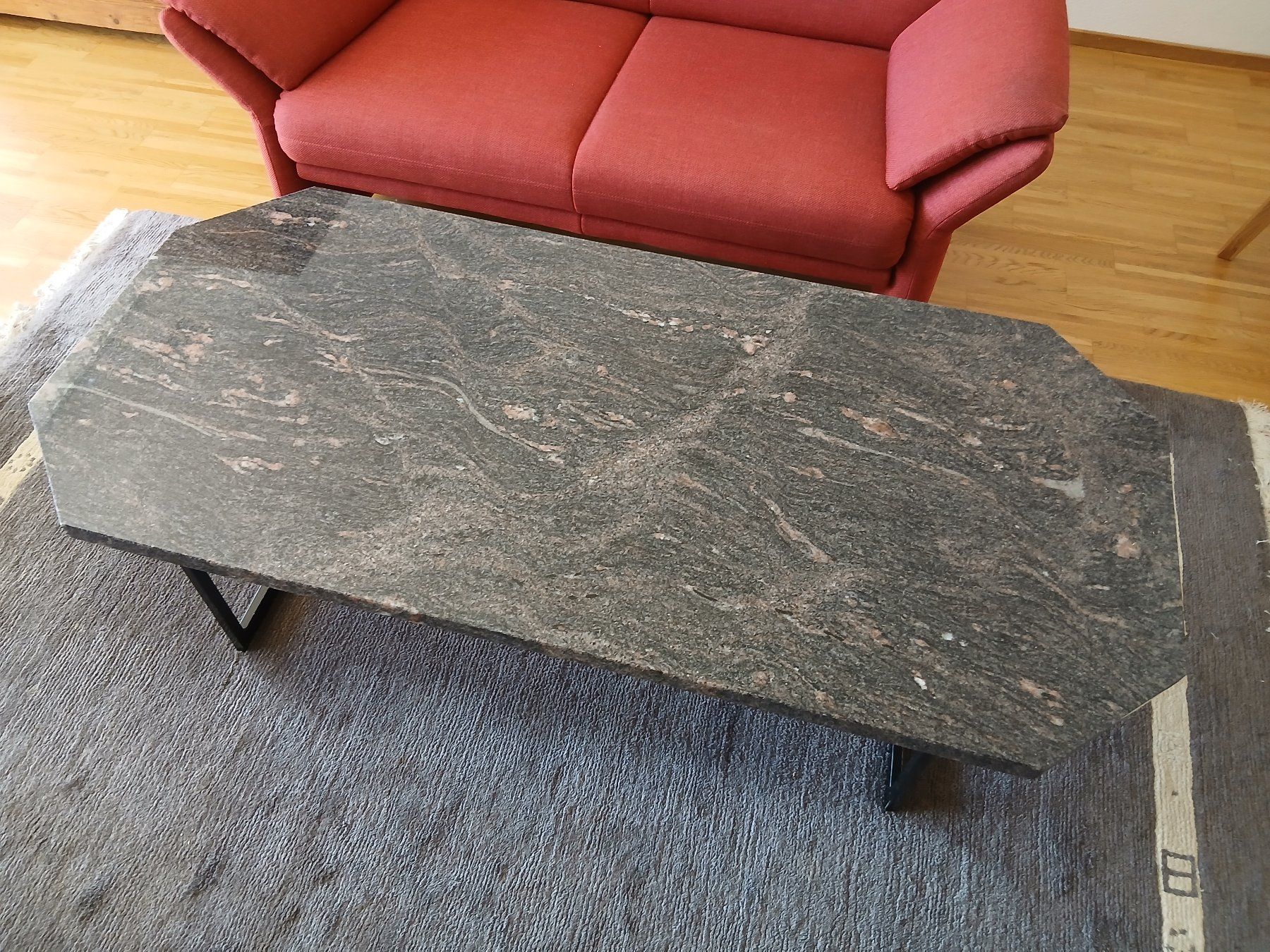 Tables: Granit-Salontisch – D'occasion à Selzach par flo_8k9z 1