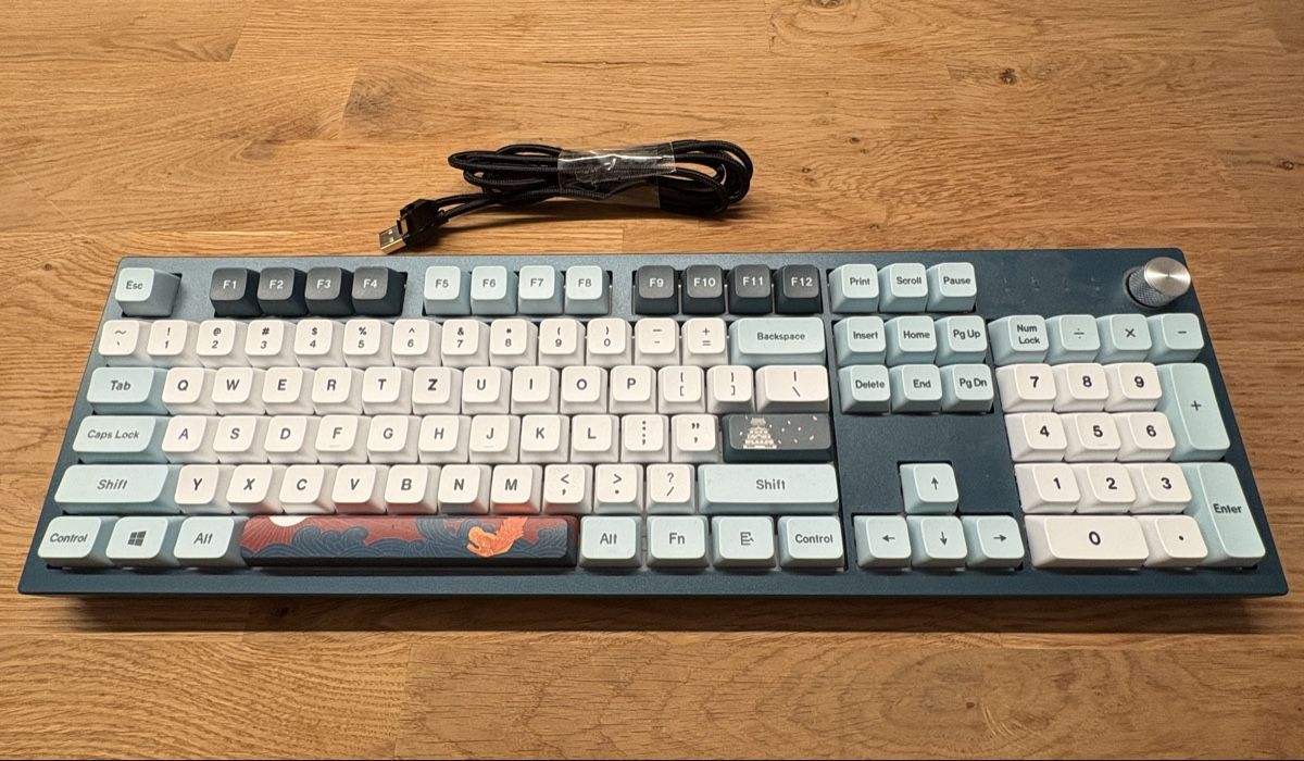 Tastaturen: Tastatur, Maus & Mauspad-Set – Gebraucht aus Winterthur von jj9_j5tn 3