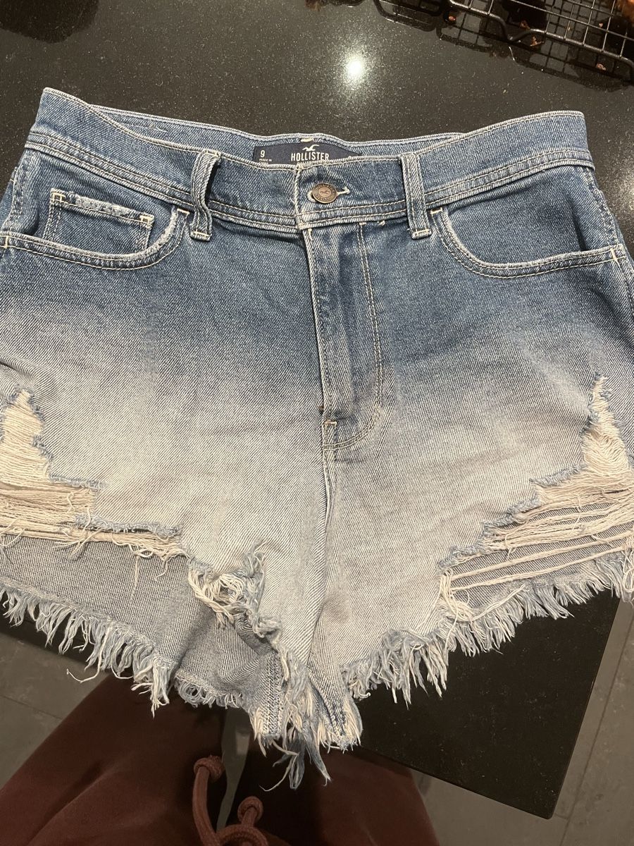 Hollister Jeans: Hollister Shorts Grösse 29 – Usato da Buchs AG venduto da Hannah1985