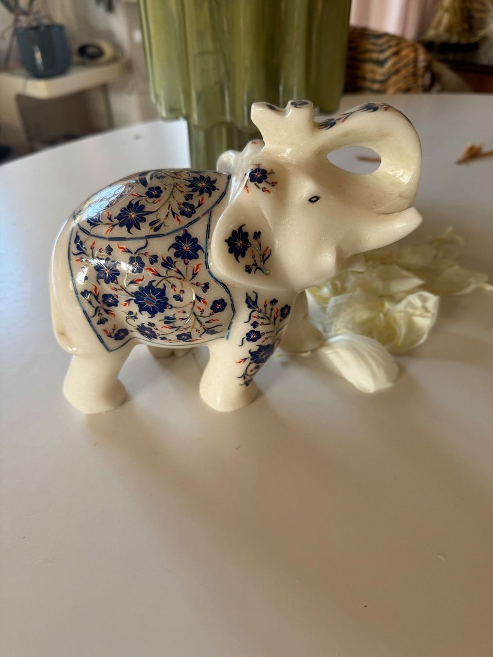 Statuette: Elefantenfigur aus Marmor mit Lapislazuli (Indien) – Usato da Zürich venduto da diesunddasvintage 7