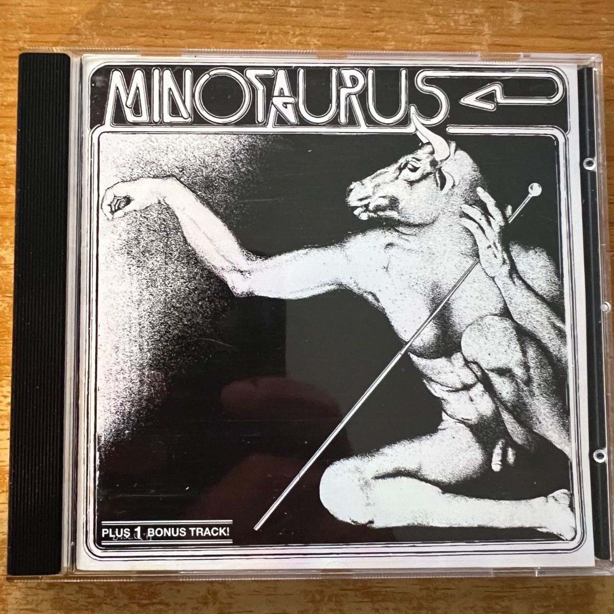 CD: Minotaurus - Fly Away / CD - 1. D-Press. 2002 - TOP – Usato da Gais venduto da soundcave57