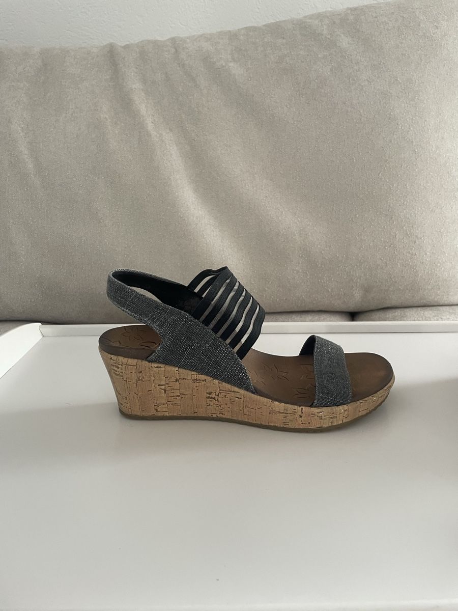 Damenschuhe: Sandales compensées grises – Gebraucht aus Corgémont von Leane.Z