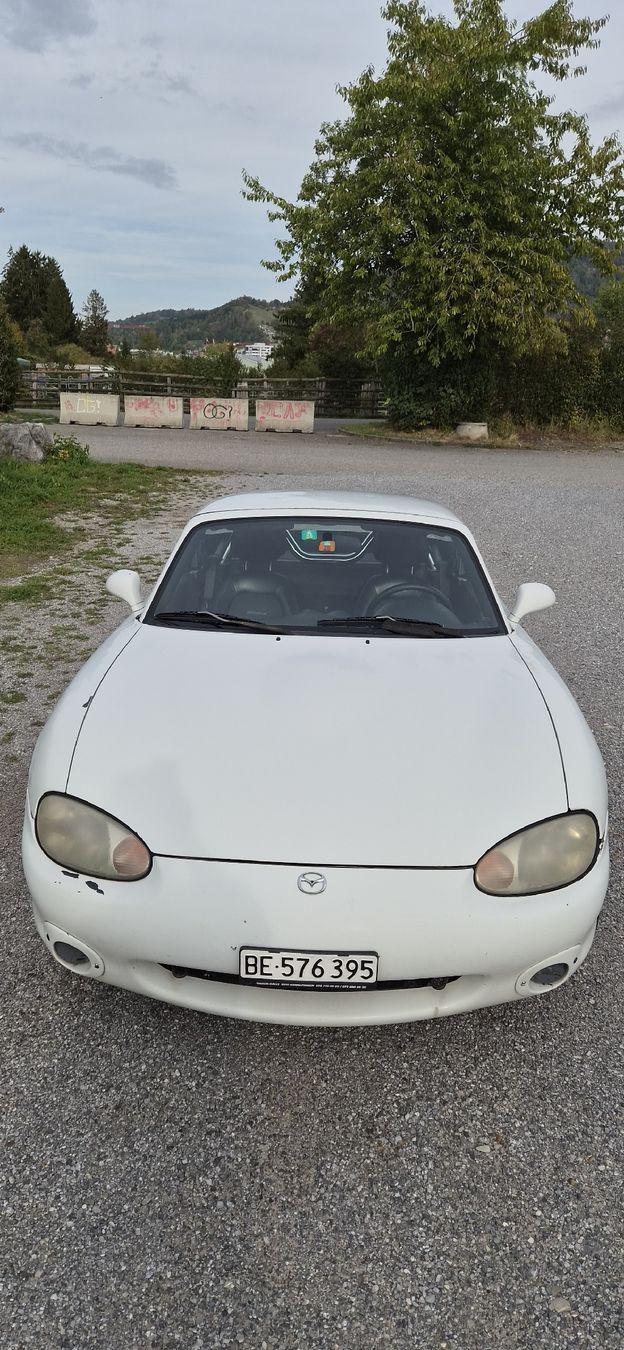 Mazda Autos: Mazda MX-5 1.6 Millenium Edition  – D'occasion à Thun par Adam037 8