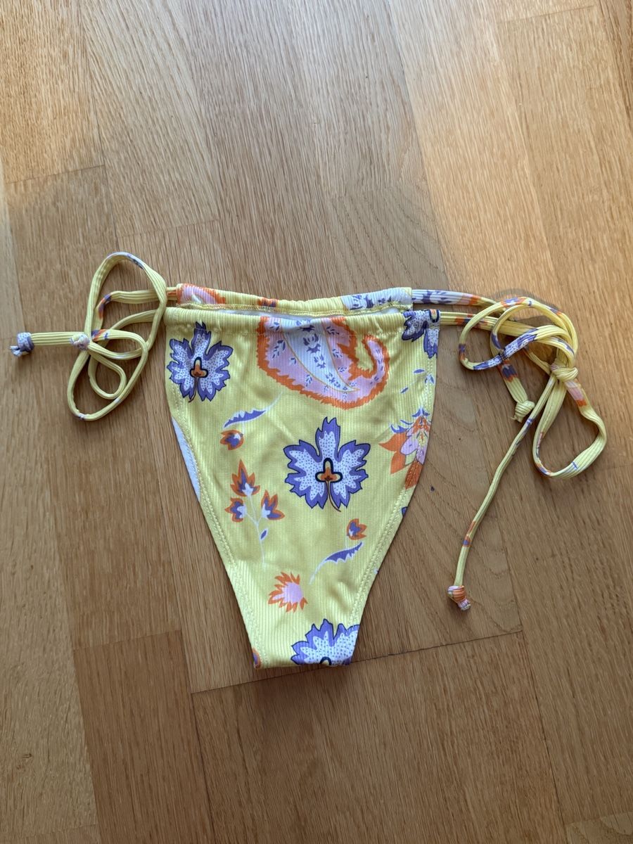 Badekleider & Bikinis: Bikinihose – Neu (gemäss Beschreibung) aus Luzern von emm_nw8g 1
