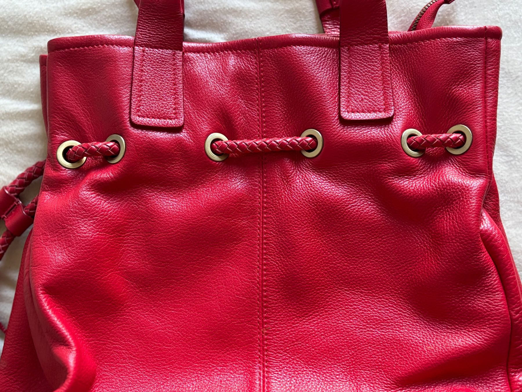 Taschen für Damen: Grand sac en cuir rouge – Gebraucht aus Cossonay-Ville von ale_k9mh 2