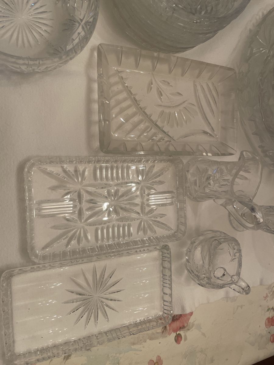 Set di piatti: Lot de vaisselle en cristal – Usato da Vernier venduto da Cocopschit 1