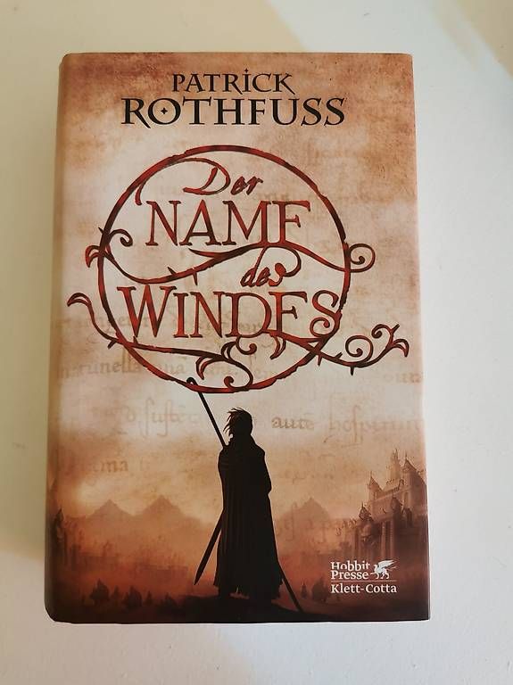 Libri: Die Königsmörderchronik von Patrick Rothfuss – Usato da bern venduto da jeannie2006