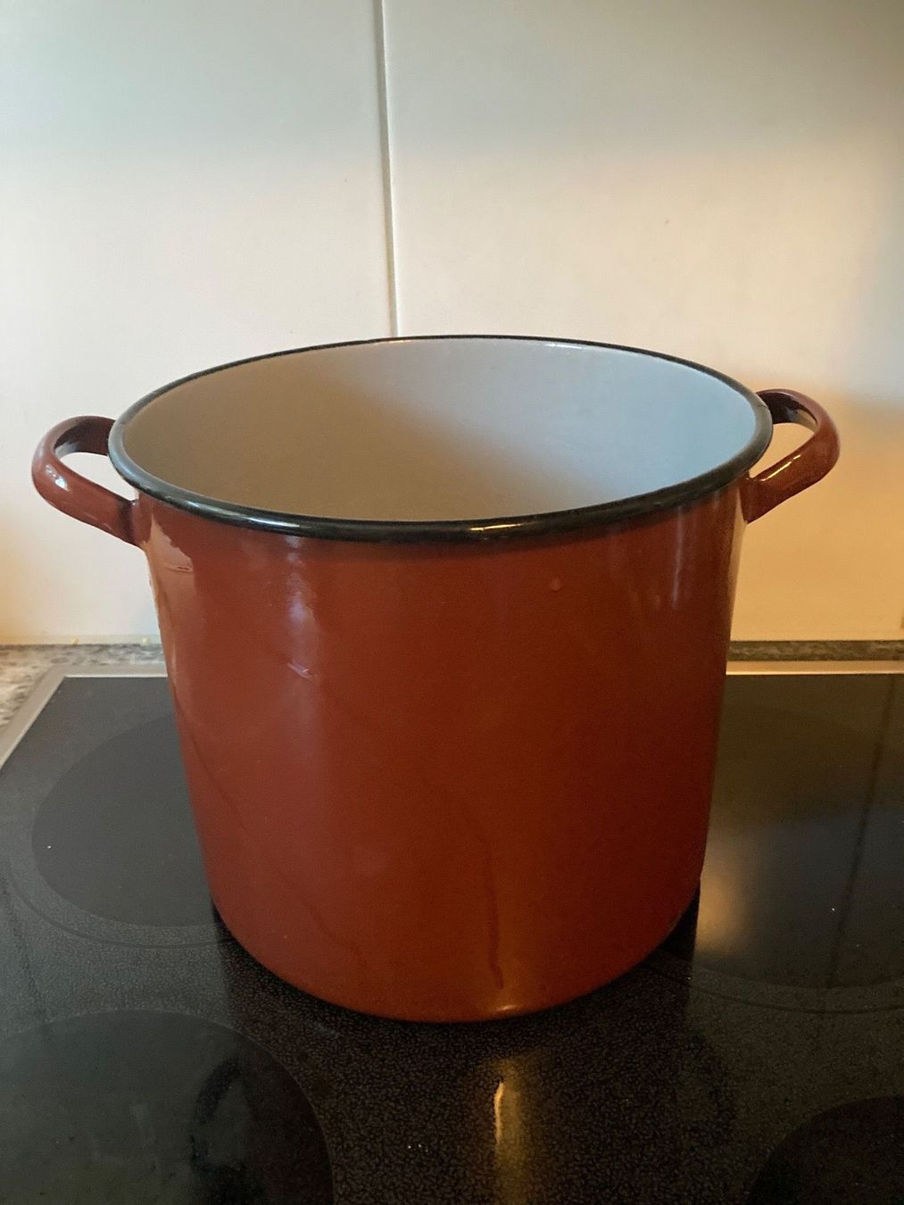 Pentole: Emaillierter Topf  9 Liter – Usato da Zürich venduto da Chaeffeler