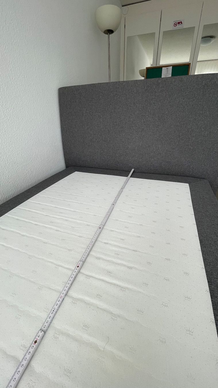 Letti: Wenig benutztes Boxspring-Bett – Usato da Luzern venduto da geo_69lp 2