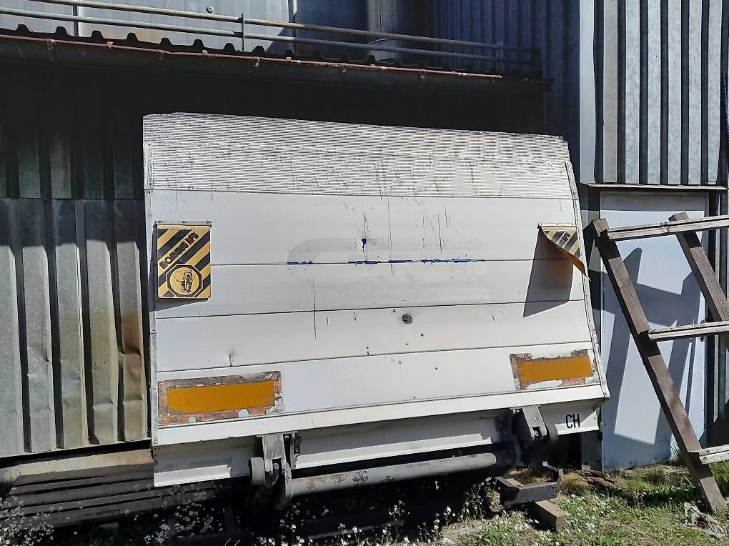 Tutti i ricambio: Sponda idraulica per camion – Usato da Airolo venduto da Bass91 2