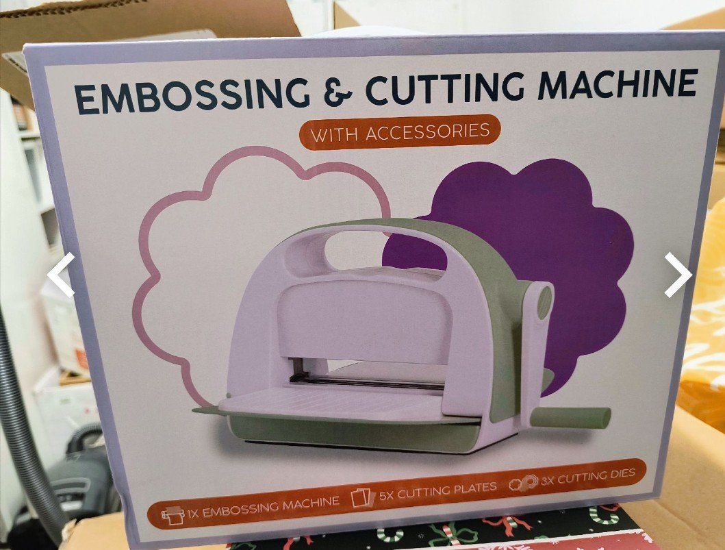 Bastelsets: Stanz - und Embossing Machine mit Zubehör, neuwertig & kompl – Neu und originalverpackt aus Würenlingen von Striga