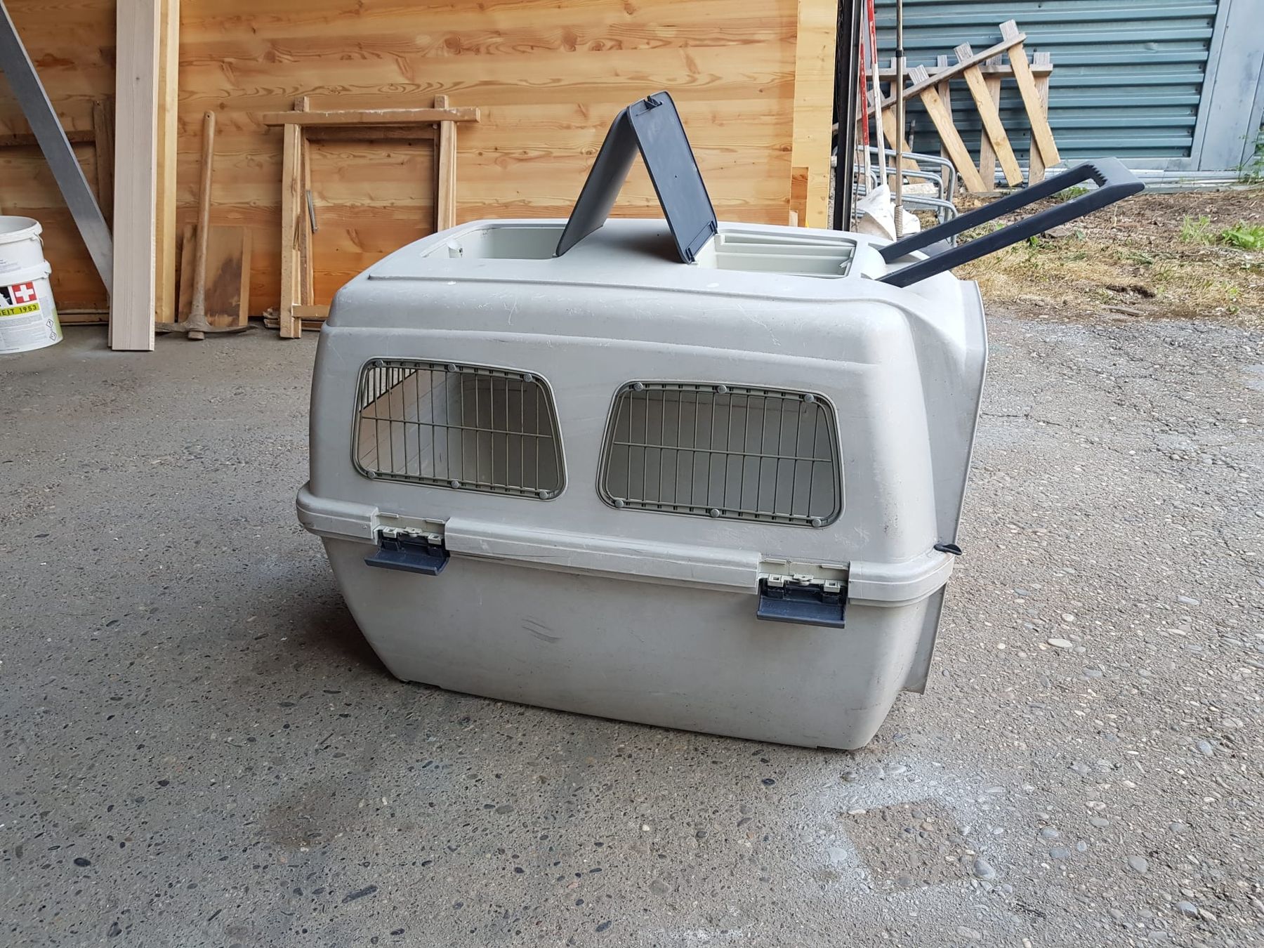 Liege- & Schlafplätze: Hunde Box - Tiertransport box - leicht – Gebraucht aus Bubendorf von meda0404 2