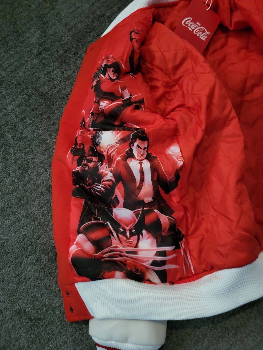 Giacche: Coca Cola Marvel Jacke Grösse M Neu – Nuovo (secondo la descrizione) da Goldach venduto da Fuchour 2
