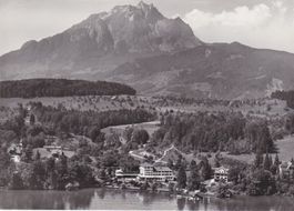 Hotel St. Niklausen bei Luzern mit Pilatus. 1963