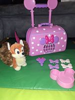 Fifi la petite chienne de mini