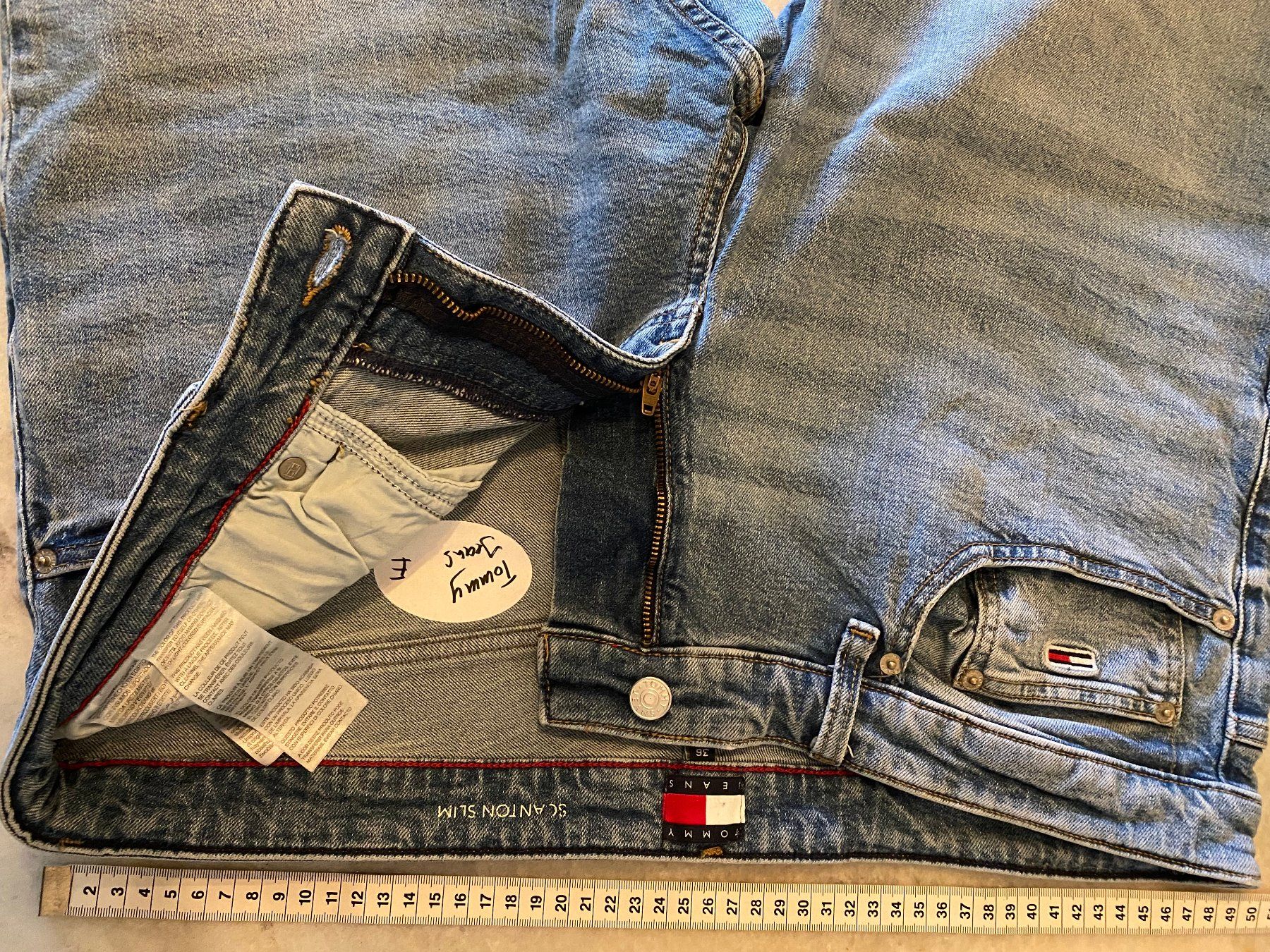 Tommy Hilfiger Jeans: Herren Tommy Hilfiger Jeans – Usato da Hinteregg venduto da Cadi1 3