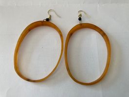 Ohrringe aus Horn, Handgemacht