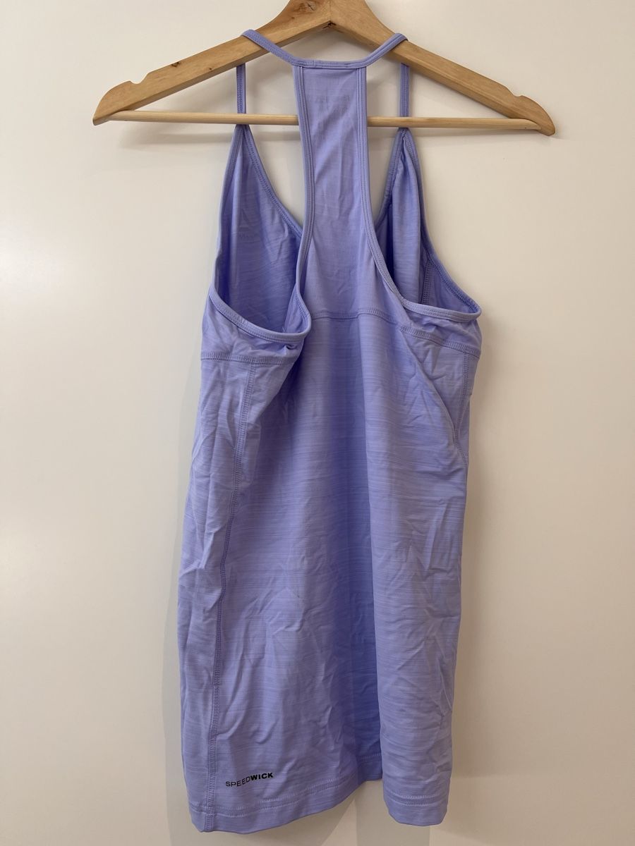 Reebok Top: Reebok ACTIVCHILL Tank Top, Size S – Nuovo (secondo la descrizione) da Obbürgen venduto da szu_vtz9 1