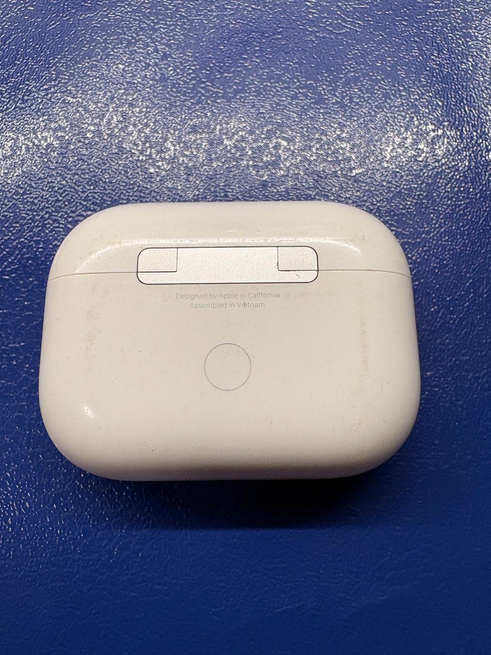Apple Cuffie: Apple AirPods Pro 2 charging case (A2968). – Usato da Lausanne venduto da Zorrus77 2