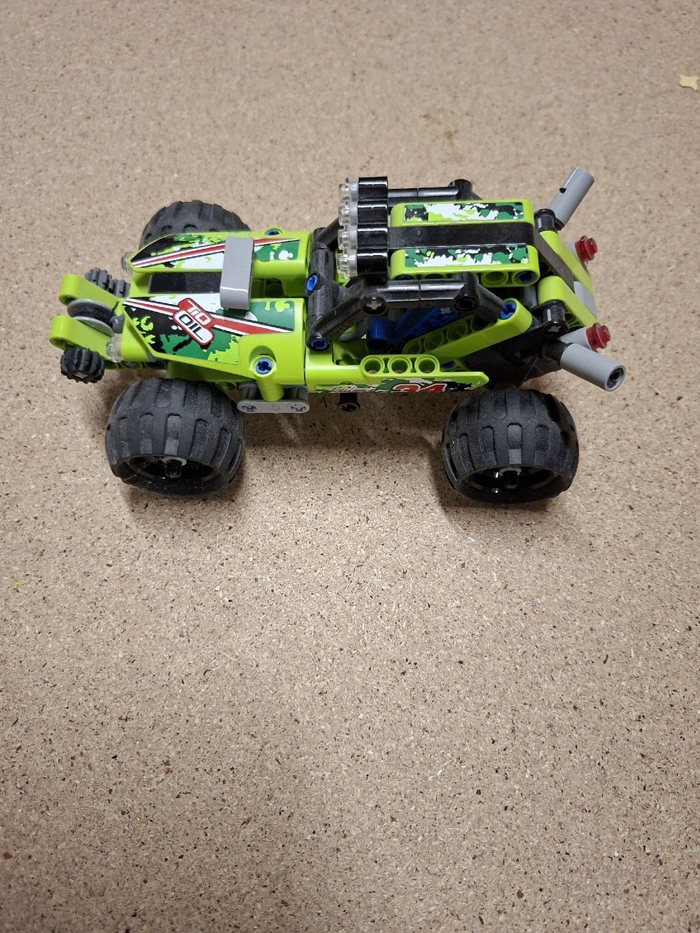 Lego Kit di costruzioni: Lego Technik Action Wüsten-Buggy 42027 – Usato da Büsserach venduto da Grenzstein