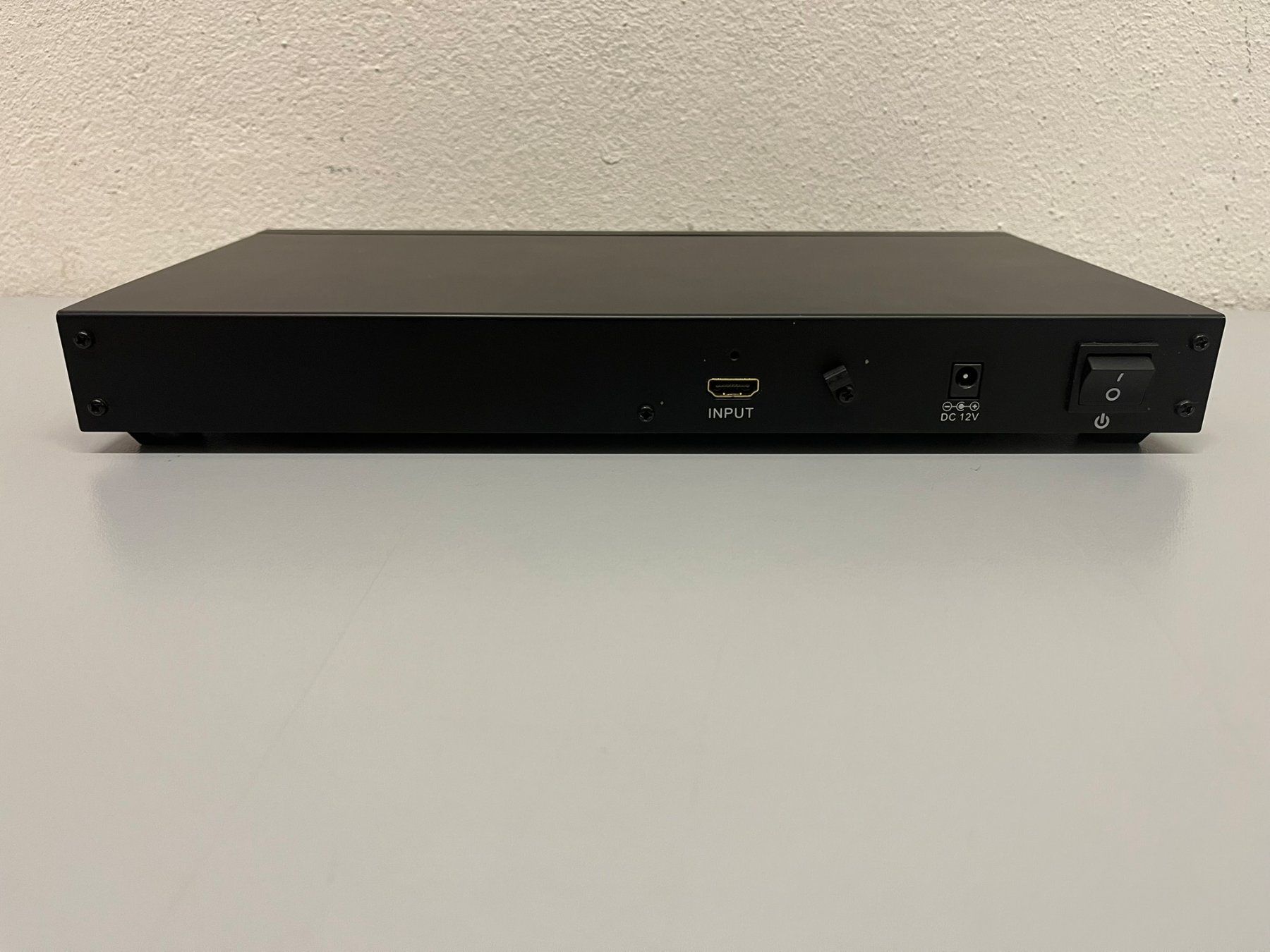Hub & Switch: HQ AVSPLIT-28 HDMI Verteiler – Usato da Hochdorf venduto da av-electronics 5