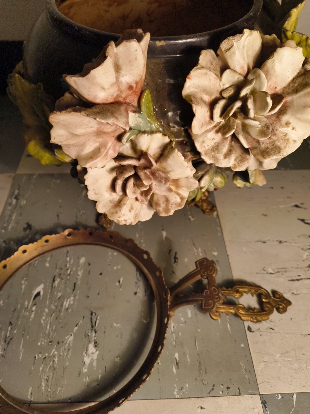 Vasi per fiori: Antik Blütencachepot Barbotine-Technik Frankreich – Usato da stettlen venduto da VintageBern_ch 8