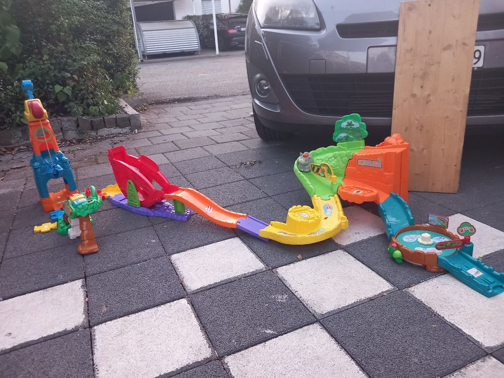 vtech tutut strassenset mit viel Extras (Gebraucht) in Wangen b. Olten ...