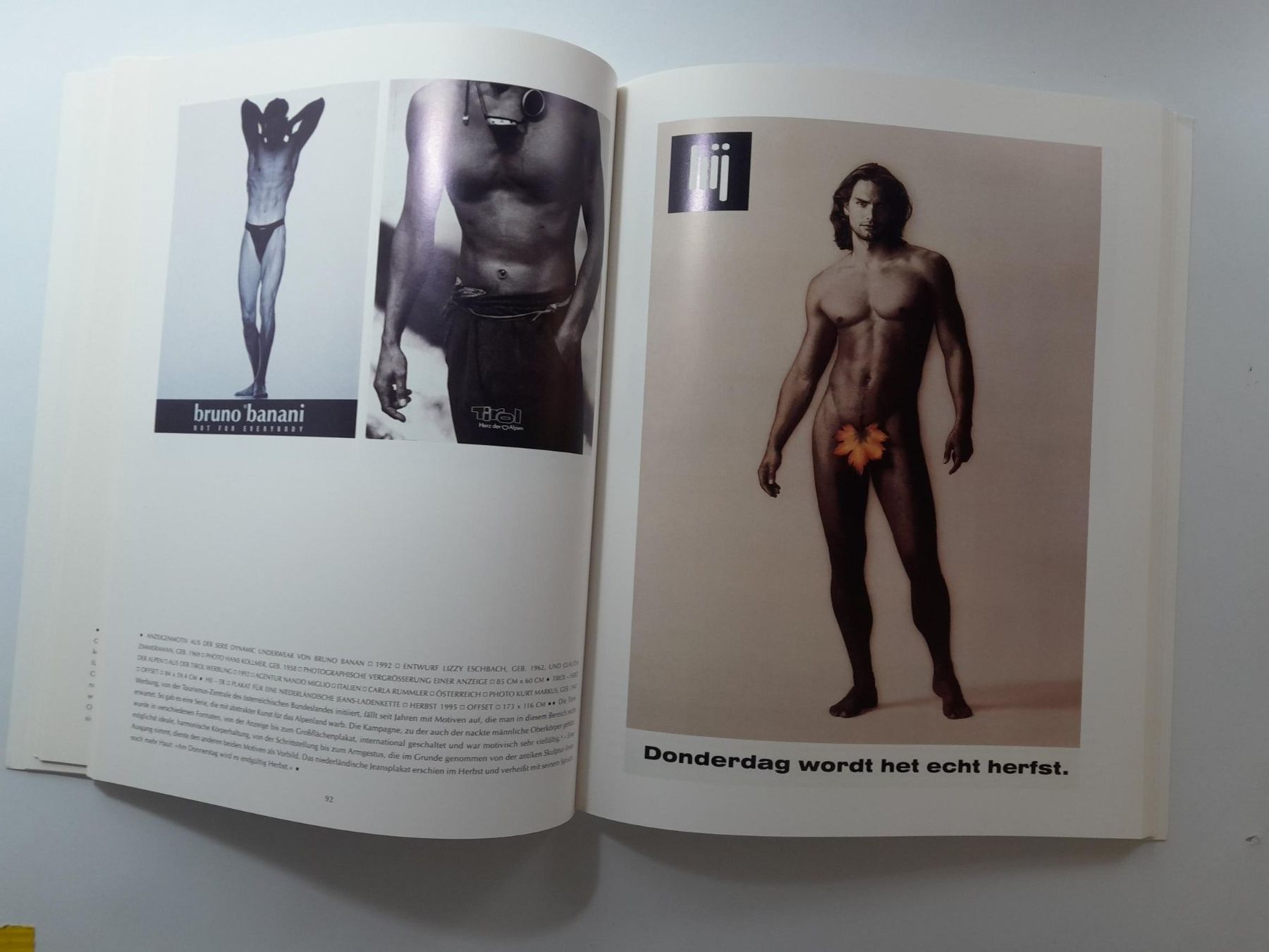 Bücher: Buch - Gefühls Echt - Graphikdesign der 90er Jahre – Gebraucht aus Männedorf von Bel-view 2