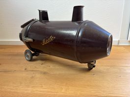 Miele Staubsauger Modell L 1930er Jahre mit Werbeprospekt